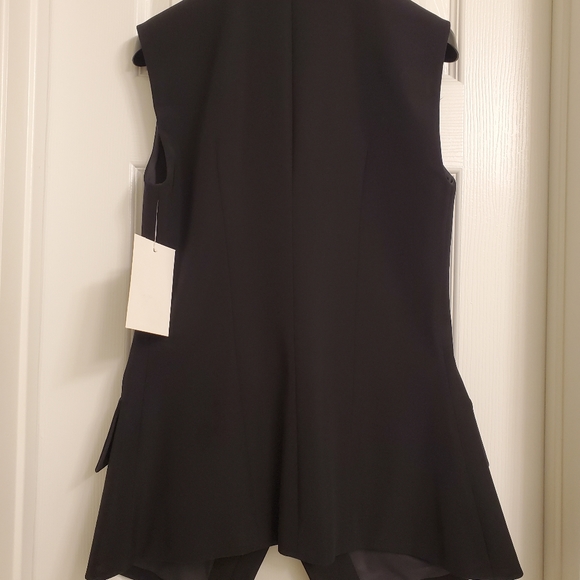 Louis vuitton vest uniforms - Picture 4 of 9